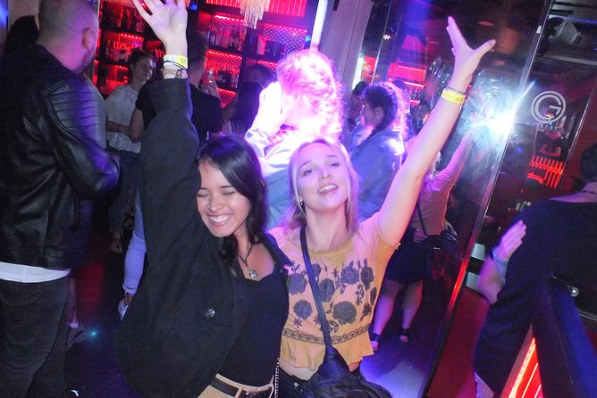 Malaga Nightlife Pub Crawl Tour with Drinks and Clubs Entry - The vibe check: who this crawl fits best