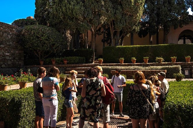 Malaga Tour with Cathedral, Alcazaba and Roman Theatre - Why this 3 hour Málaga route makes sense