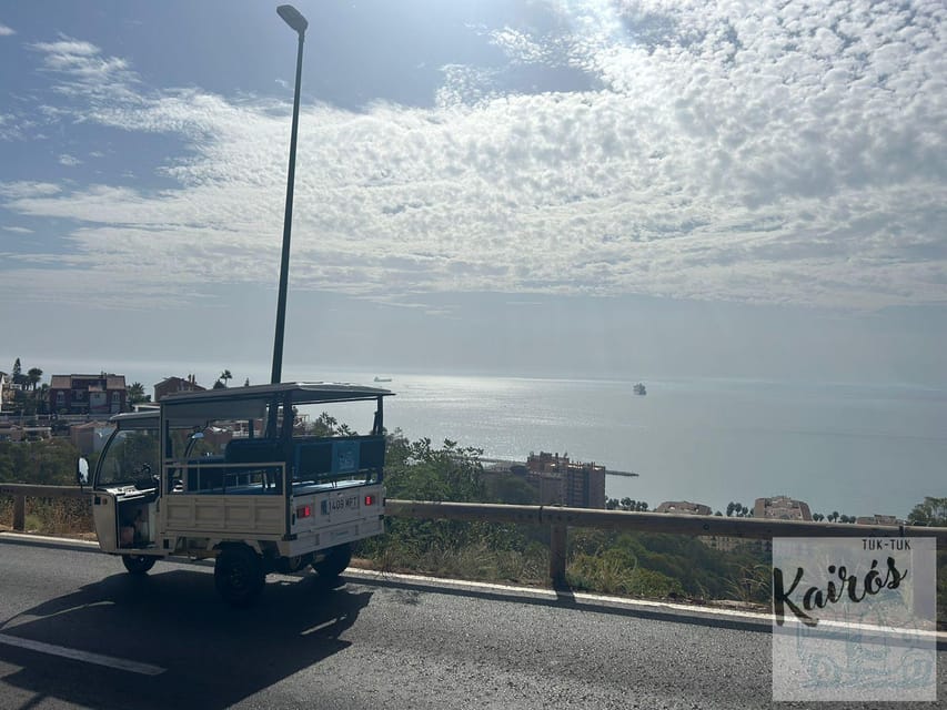 Malaga: Tuk tuk tour - Downtown Malaga stops that give you the city’s face