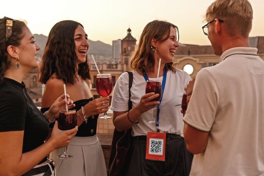 Malaga: Wine and Tapas Tour with Tastings and Drinks - Food and Drink Breakdown: What You’ll Actually Taste