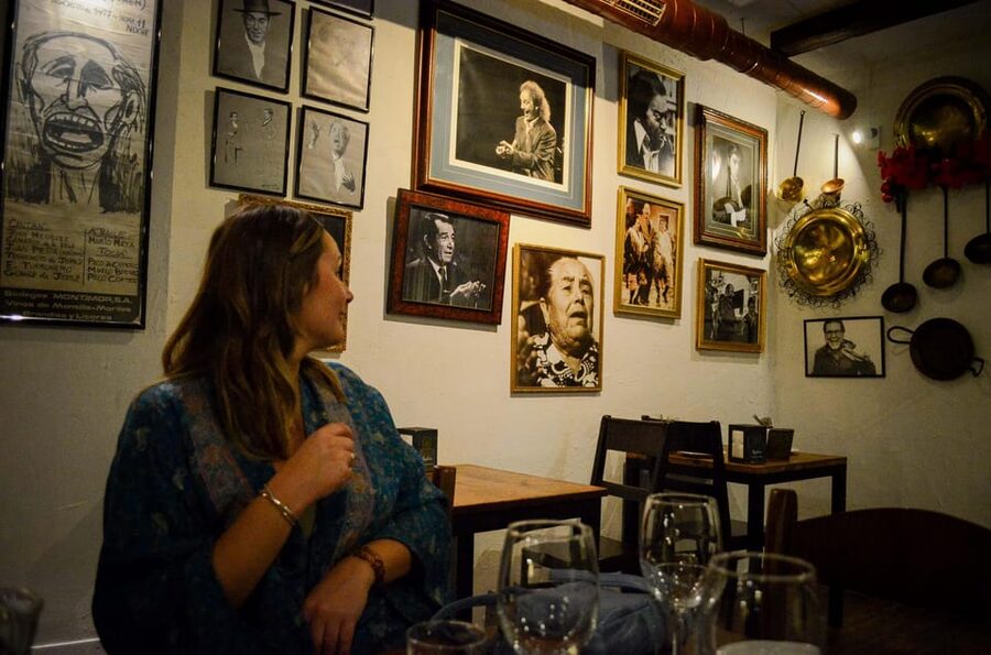 Málaga: Wine & Tapas Tour - Stop 4: famous bars and longer restaurant stops for a full finish