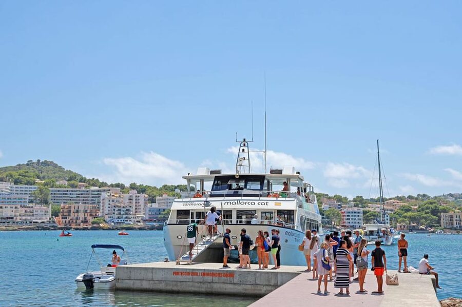 Mallorca: 2-Hour Coastline & Malgrat Islands Catamaran Tour - Duration and pacing: what 2 hours feels like on the water