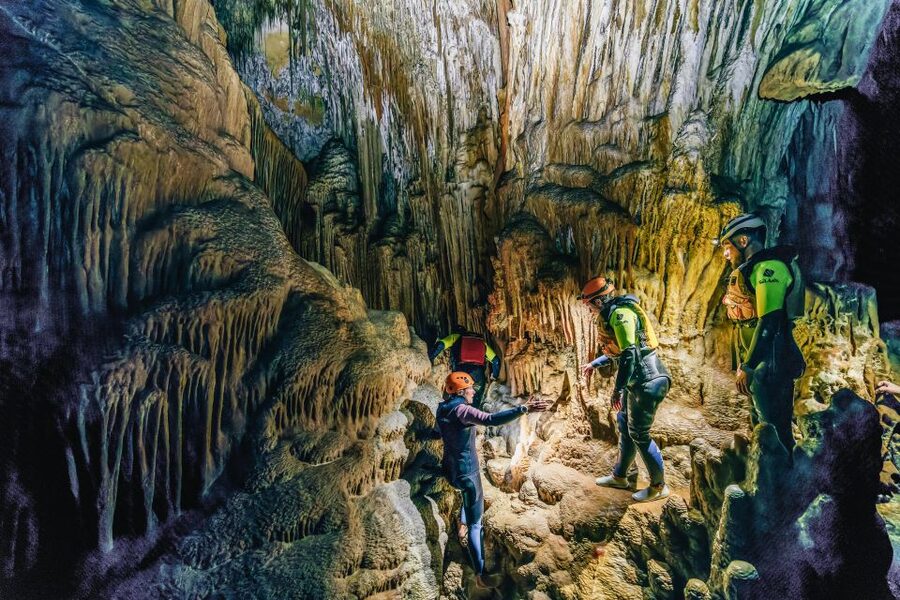 Mallorca: Cova des Coloms Caving Trip with Hotel Transfer - Weather swells and alternative caves: how this tour protects your day