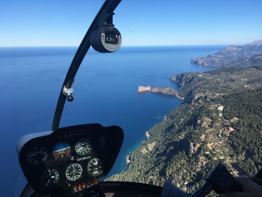 Mallorca: Scenic Helicopter Tour Experience - Why a helicopter flight is the fastest way to understand Mallorca
