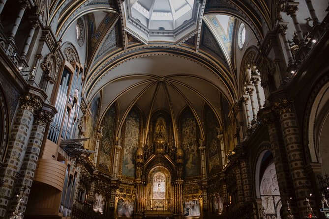 Montserrat Monastery Half Day Experience from Barcelona - Your 2-hour free time: choose your Montserrat, hike or funicular or museum
