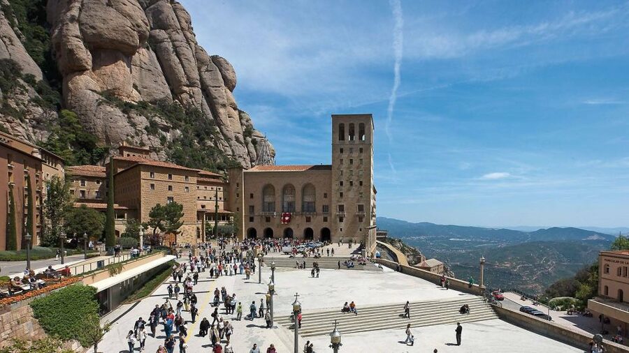 Montserrat: Morning or Afternoon Half-Day Trip with Pickup - The Basilica of Montserrat and Santa Maria monastery complex