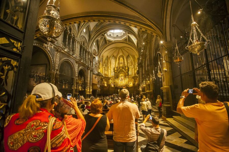 Montserrat Museum and Monastery Entry Ticket - Timing strategy: avoid the late-day wait and choir slowdowns