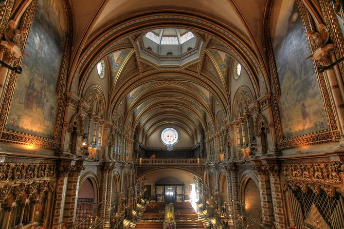 Montserrat Private Tour with Hotel pick-up from Barcelona - Abadia de Montserrat and the Black Madonna (Moreneta)