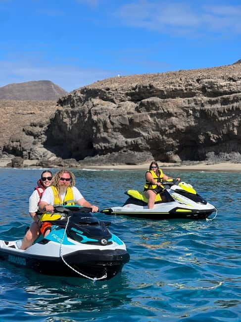 Morro Jable: Guided Jet Ski Safari (without license) - Getting to the water: Morro Jable Lighthouse meet-up and pickup timing