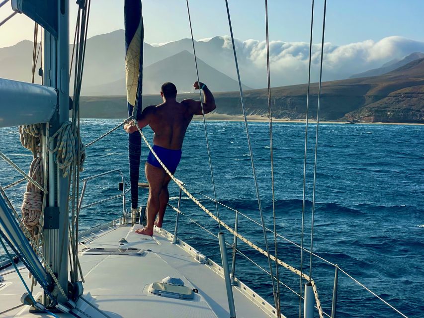 Morro Jable: Sailing Boat Excursion with Food and Drinks - What to pack and how to handle choppy water