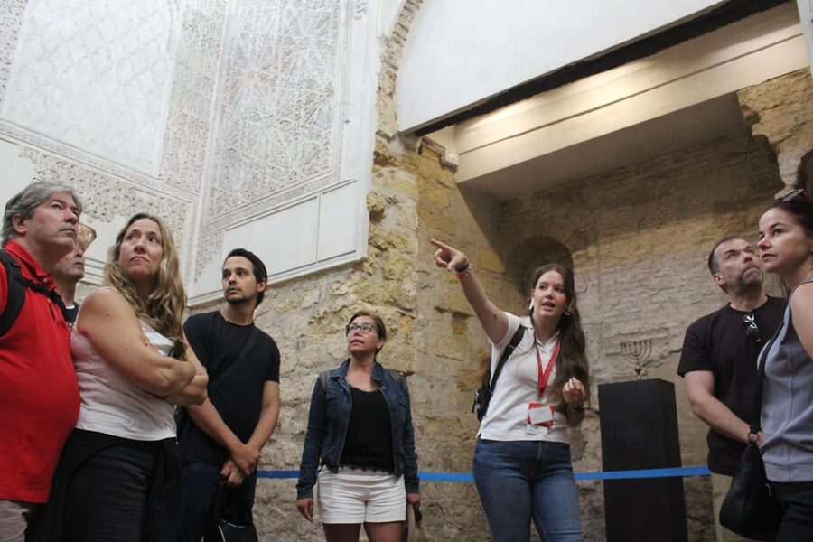 Mosque-Cathedral of Cordoba and Jewish Quarter Tour - Entering The Mosque-Cathedral Without Losing Your Time