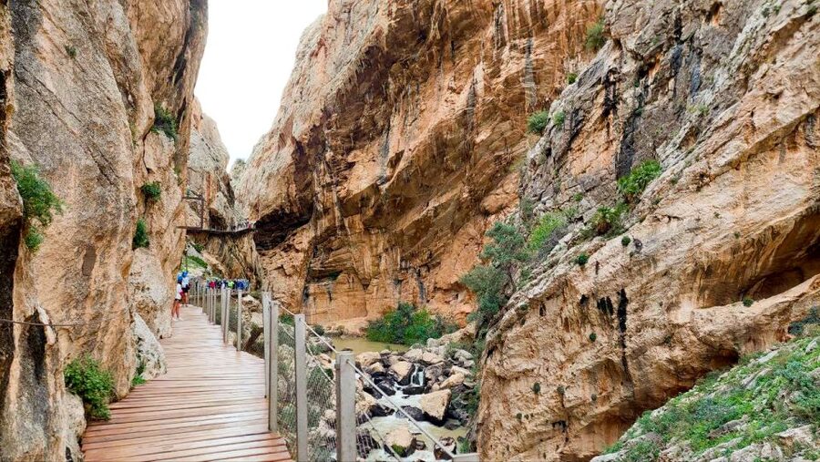 Nerja, Torrox, or Torre del Mar: Caminito del Rey Day Trip - Walking the gorge: north access, suspended sections, and staying steady