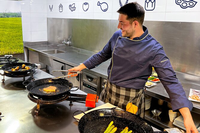 Paella Cooking Class, Wine Tasting & Central Market in Valencia - Price of $84.65: what you get for the money in Valencia