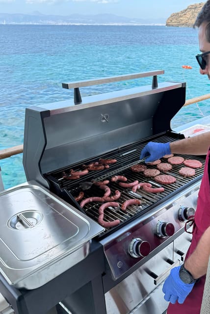 Palma Bay: Boat Tour with BBQ, Snorkelling, & Sunset Option - Palma Bay from Can Pastilla: why this 3-hour format works