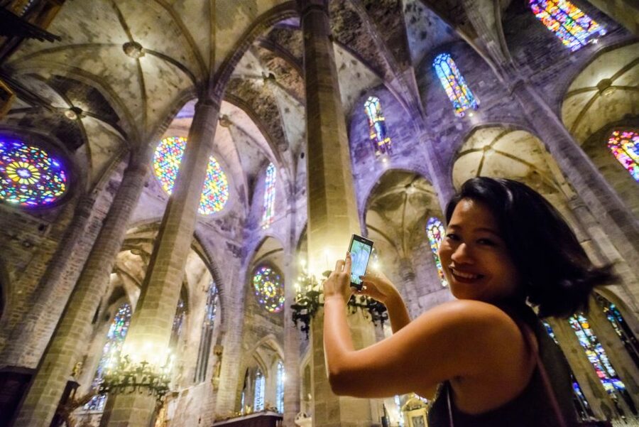 Palma: Cathedral of Mallorca Skip-the-Line Entry Ticket - Timing in Palma: beat the worst crowds and the hottest hours