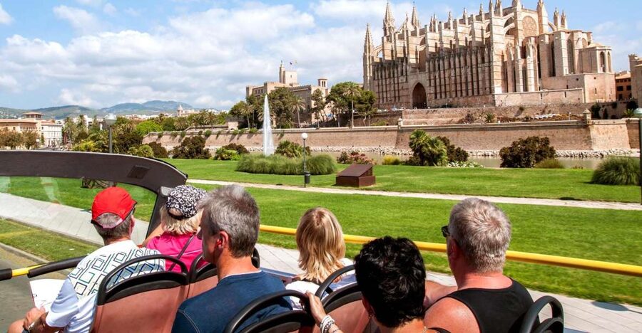 Palma de Mallorca: City Sightseeing Hop-On Hop-Off Bus Tour - Key Points at a Glance