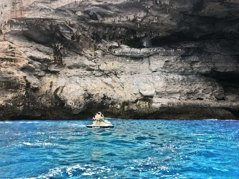 Palma de Mallorca: Los Deltas Jet Ski Tour - Price and value: is a one-hour jet ski worth $187 per group?