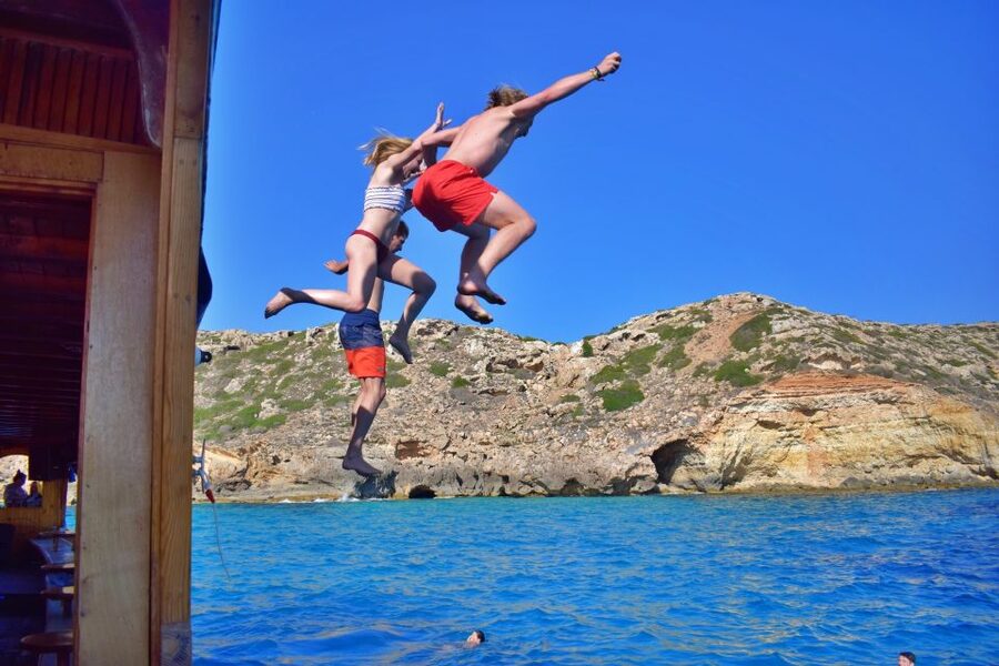 Palma de Mallorca: Palma Bay Boat Tour with Snorkeling - The Anchor Stop for Swimming or Snorkeling in Clear Water