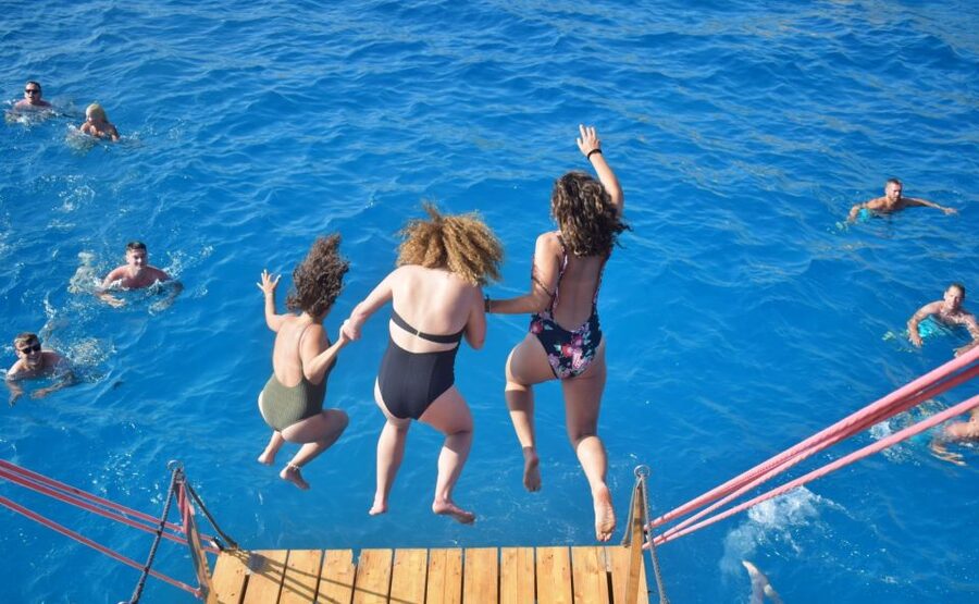 Palma de Mallorca: Palma Bay Boat Tour with Snorkeling - Price and What You Actually Get for $47