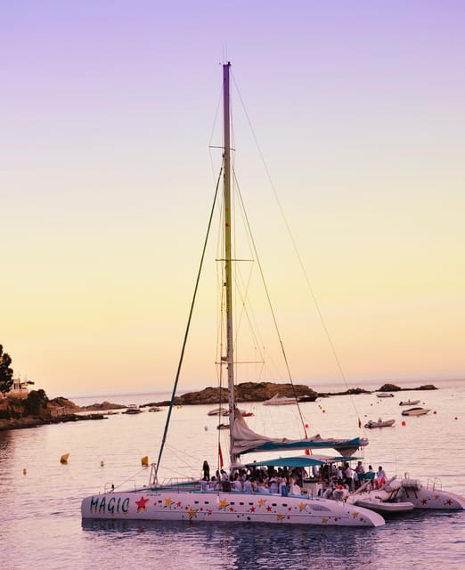 Palma de Mallorca: Sunset Sailing Catamaran Trip with Drink - Who should book this sunset catamaran, and who should skip it