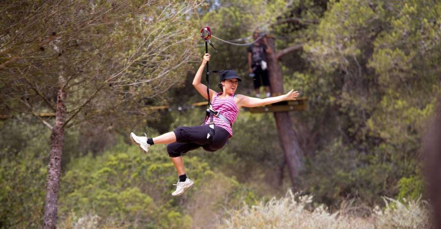 Palma: Family or Sports Course Adventure at Forestal Park - Family Course: 2 hours of bridges, walls, and beginner-friendly flying