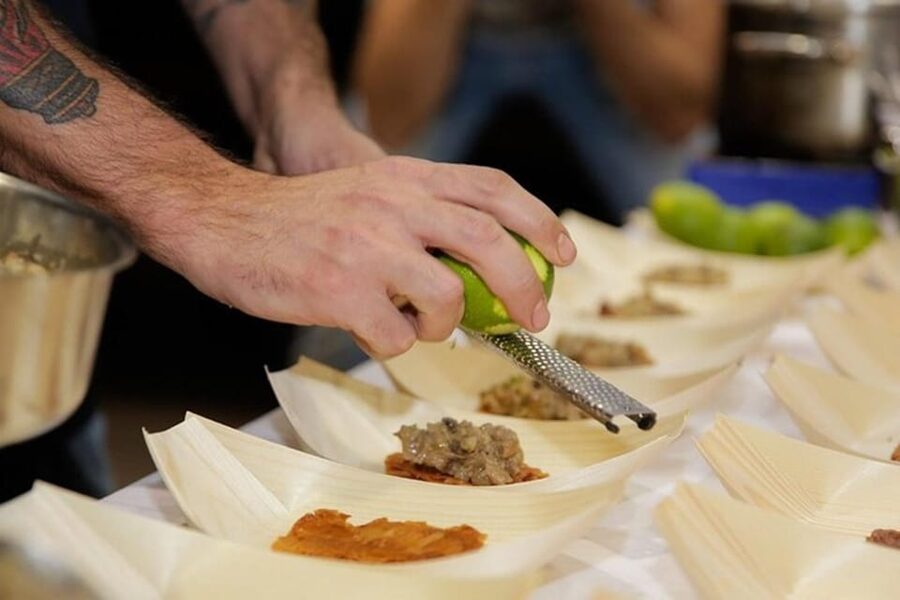 Palma: Mediterranean Cooking Class with Drinks - Where Omare in Palma Sets the Right Mood for Cooking