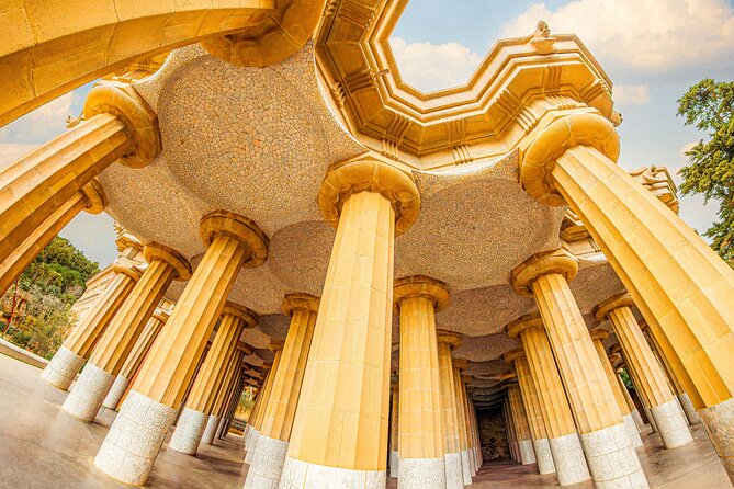 Park Güell Skip-the-Line Guided Tour Barcelona - The Gaudí commentary: where the guide work makes the difference
