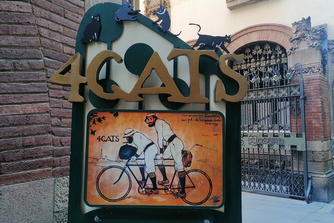 Picasso Museum and Walking Tour Plus Optional Wine & Food Tasting - Stop 2, Sala Parés: the early gallery thread