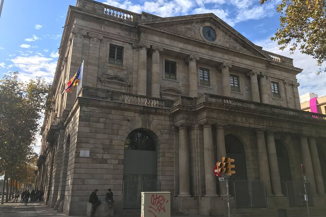 Picasso Museum and Walking Tour Plus Optional Wine & Food Tasting - Stop 4, Casa Llotja de Mar: where study meets art talent