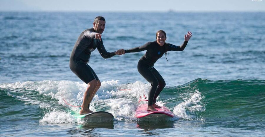 Playa de las Américas: Private or Small-Group Surf Lesson - Kontraola Surf School in Playa de las Américas: meeting and setup