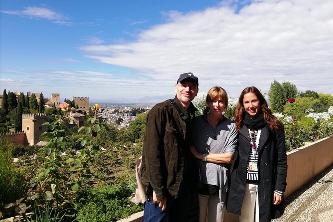Private Alhambra Highlights Tour Including the Nasrid Palaces - First stop: Cypress Walk and the Generalife Palace