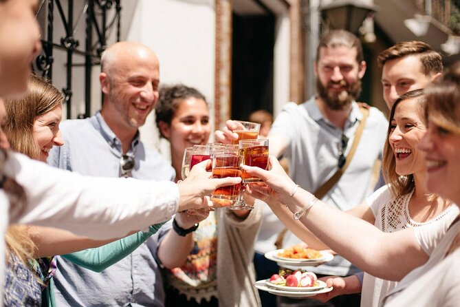Private Seville Tapas & History Tour - Private guide comfort, plus why the route feels unhurried
