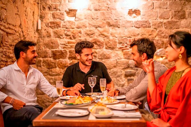 Private Tour: Tapas, Wine & Flamenco Show in Barcelona’s Old Town - Why This Barcelona Night Works: Tapas First, Flamenco Last