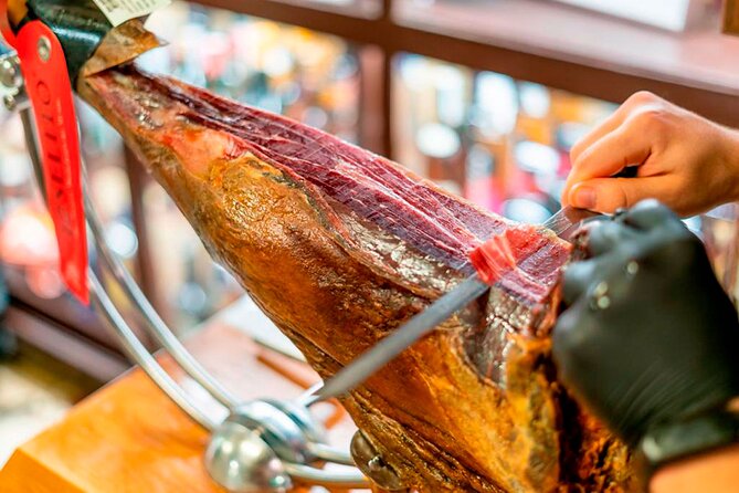 Private Tour: Tapas, Wine & Flamenco Show in Barcelona’s Old Town - Gothic Quarter Walking: The Best Part If You Like Old Streets
