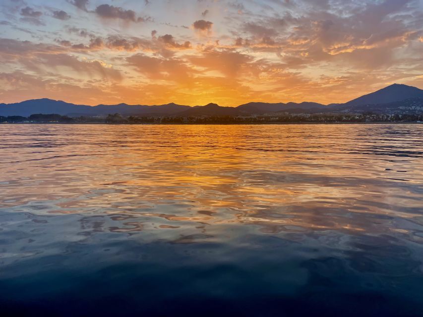 Puerto Banús by Sailboat: Discover Marbella’s Luxury Coast - Spotting dolphins: the thrill of possibly, not the promise of certainty