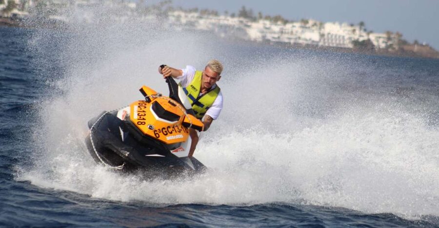 Puerto del Carmen: Single or Double Jet Ski Rental - Where You Meet and How Timing Usually Works