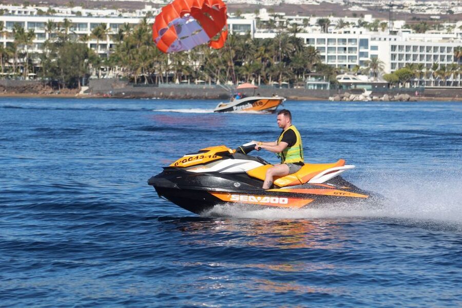 Puerto del Carmen: Single or Double Jet Ski Rental - Your Buoy Course: Riding Freedom Around Four Markers