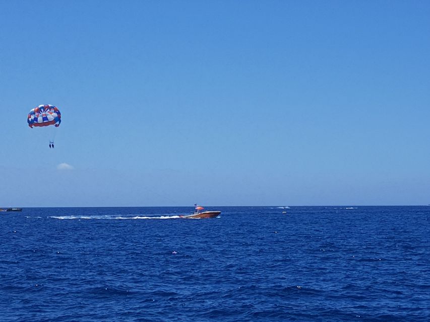 Puerto Rico de Gran Canaria : Parasailing - Why this Puerto Rico de Gran Canaria parasail feels different