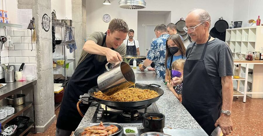 Real Paella Cooking Class – Market Visit & Sangría Workshop - Meeting at San Valero: How the Afternoon Gets Going