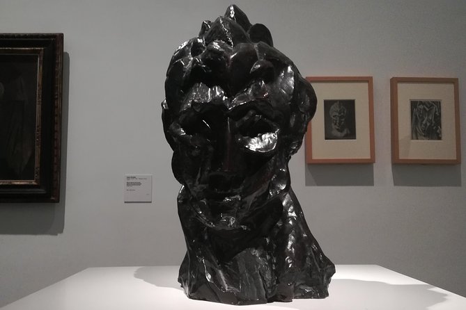 Reina Sofia Museum Small Group Tour -6 people maximum- - Reina Sofia in 90 Minutes: Getting the Point Quickly