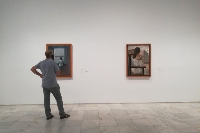 Reina Sofia Museum Small Group Tour -6 people maximum- - Meeting Your Guide and What the Tour Feels Like