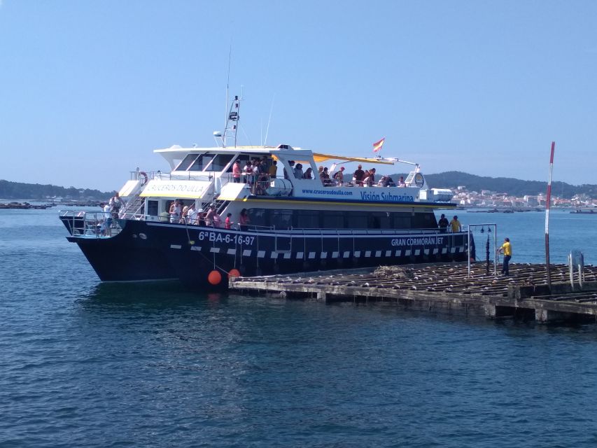 Ría de Arousa: Boat Ride to Mussel Farm with Tasting - The boat ride itself: views first, then the farm gets real