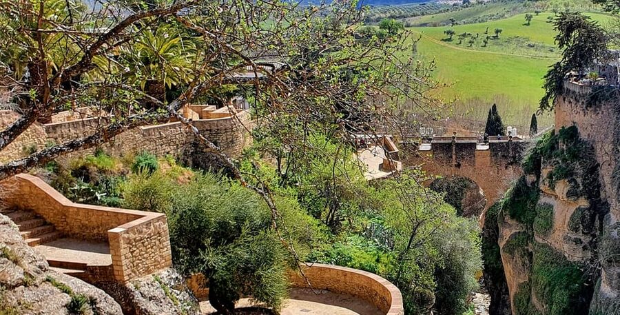 Ronda and Setenil Tour with Free Time and Map from Málaga - Using the interactive map so free time doesn’t turn into wandering