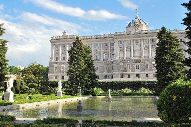 Royal Palace & Prado Museum Skip the Line Guided Tour - Museo Nacional del Prado: turning masterpieces into a story