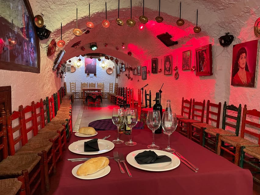 Sacromonte: Flamenco Show at Cuevas Los Tarantos Tickets - Should you book? My practical decision guide