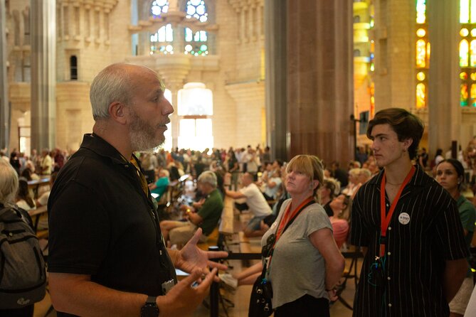 Sagrada Familia Guided Tour with Skip the Line Ticket - Free Time Inside After the Tour: Use It Like a Pro