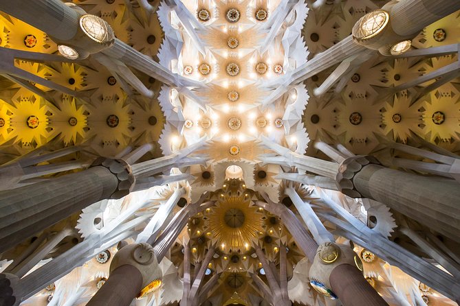 Sagrada Familia & Park Guell Guided Tour with Skip The Line - Why this Gaudí pairing works better than doing it solo