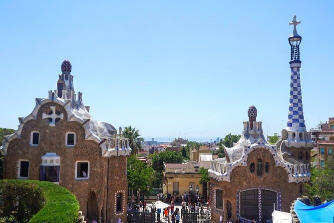 Sagrada Familia & Park Guell Guided Tour with Skip The Line - Dress code and entry rules at Sagrada Familia