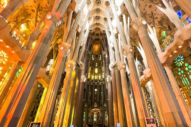 Sagrada Familia Small Group Guided Tour with Skip the Line Ticket - Sagrada Familia, faster and easier with skip-the-line entry