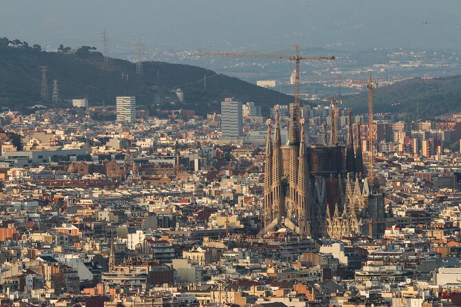 Sagrada Familia Small Group Tour with Skip the Line Ticket - Small Group Format, Headsets, and Why It Changes Everything